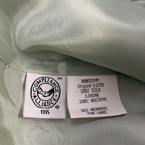 Laundry by Shelli Segal Vintage Silk & Sequins Sheath Silhouette. Preowned - Picture 8 of 9